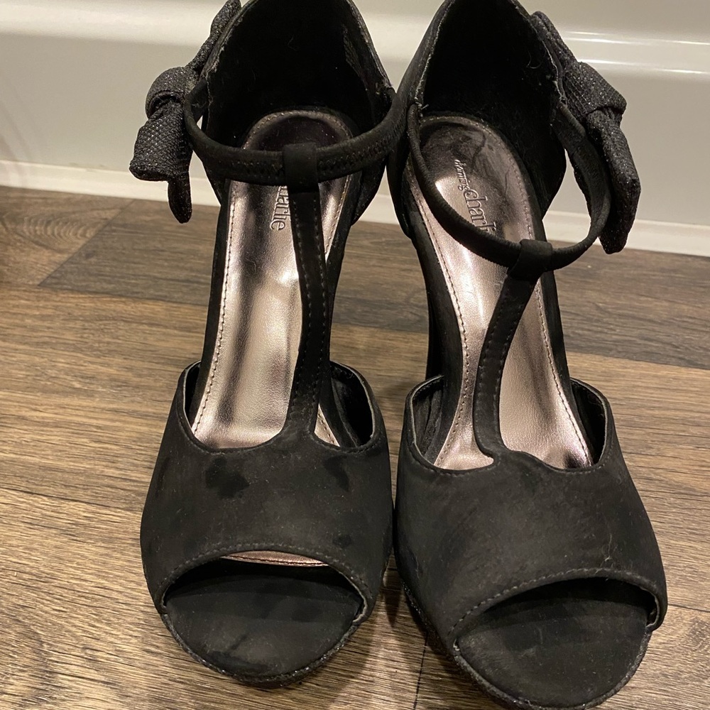 Charming Charlie Bow Heels